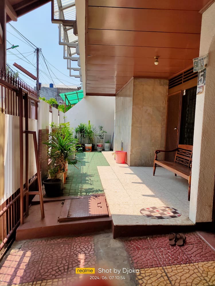 Dijual Rumah Siap Huni di Rawamangun, Lingkungan Nyaman & Tenang